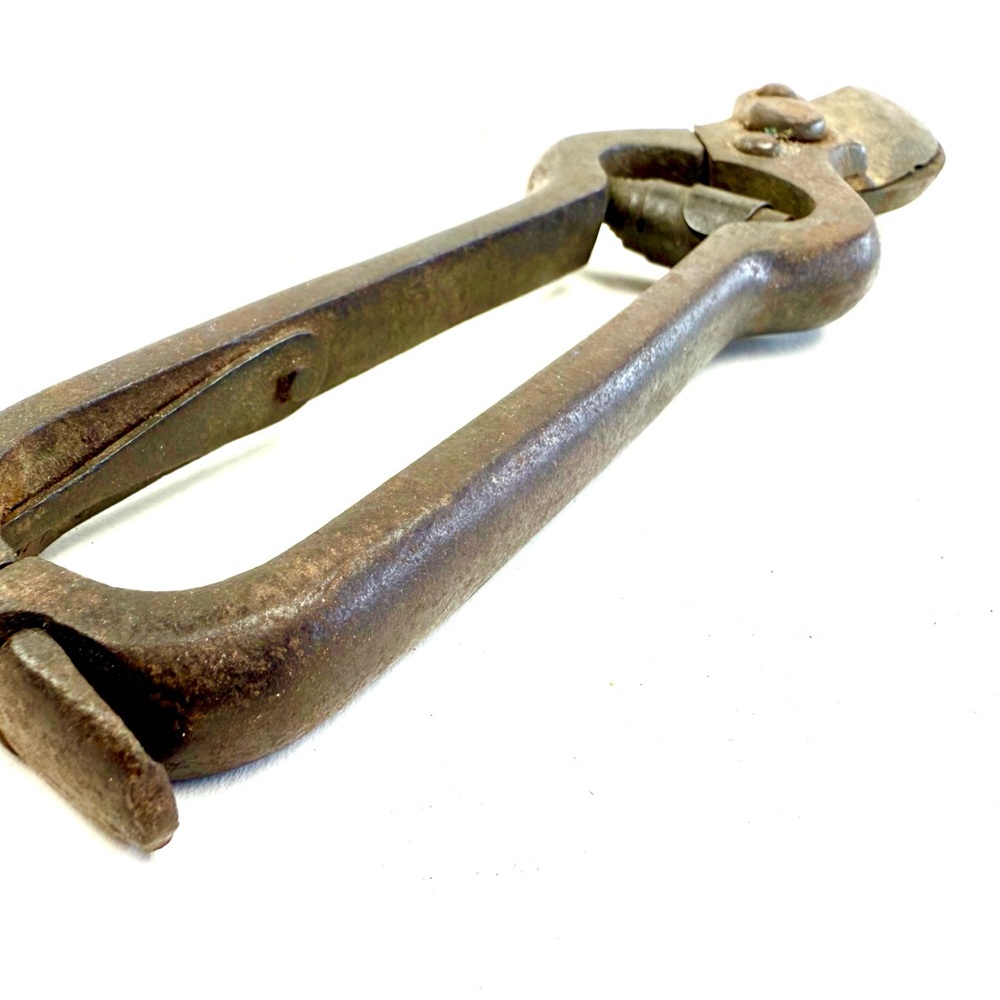 Vintage Drop Forged Metal Pruning Garden Shears 9” - Picture 6 of 7